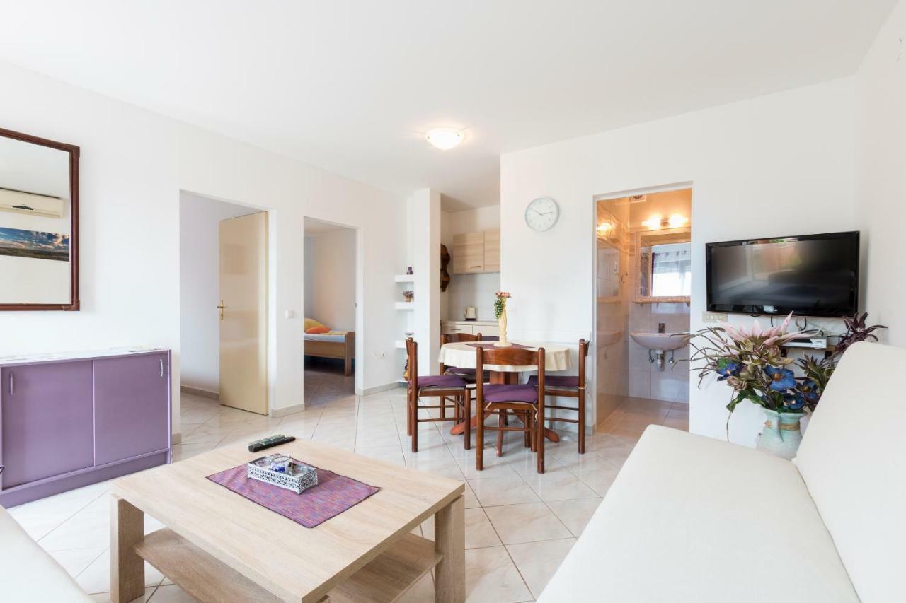 Apartman Studio Pula Exterior photo