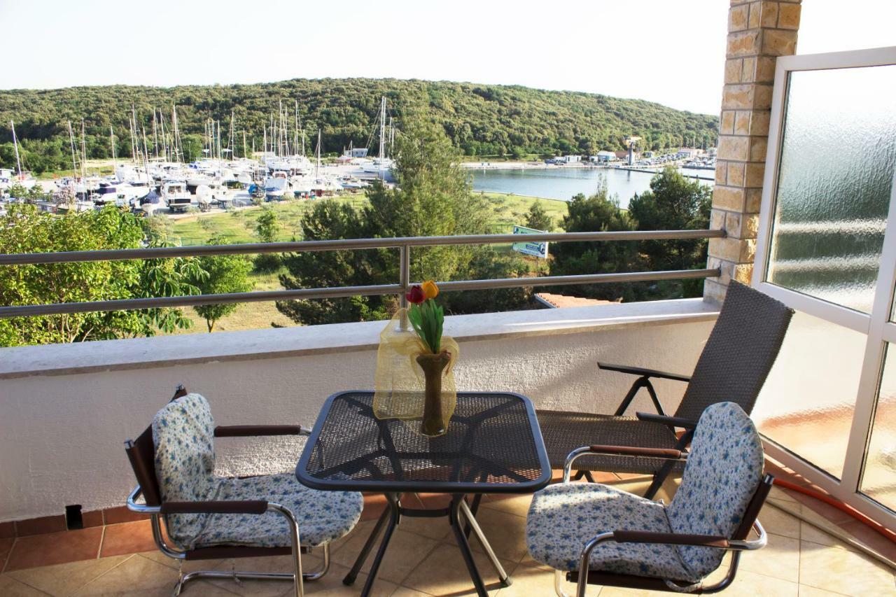 Apartman Studio Pula Exterior photo